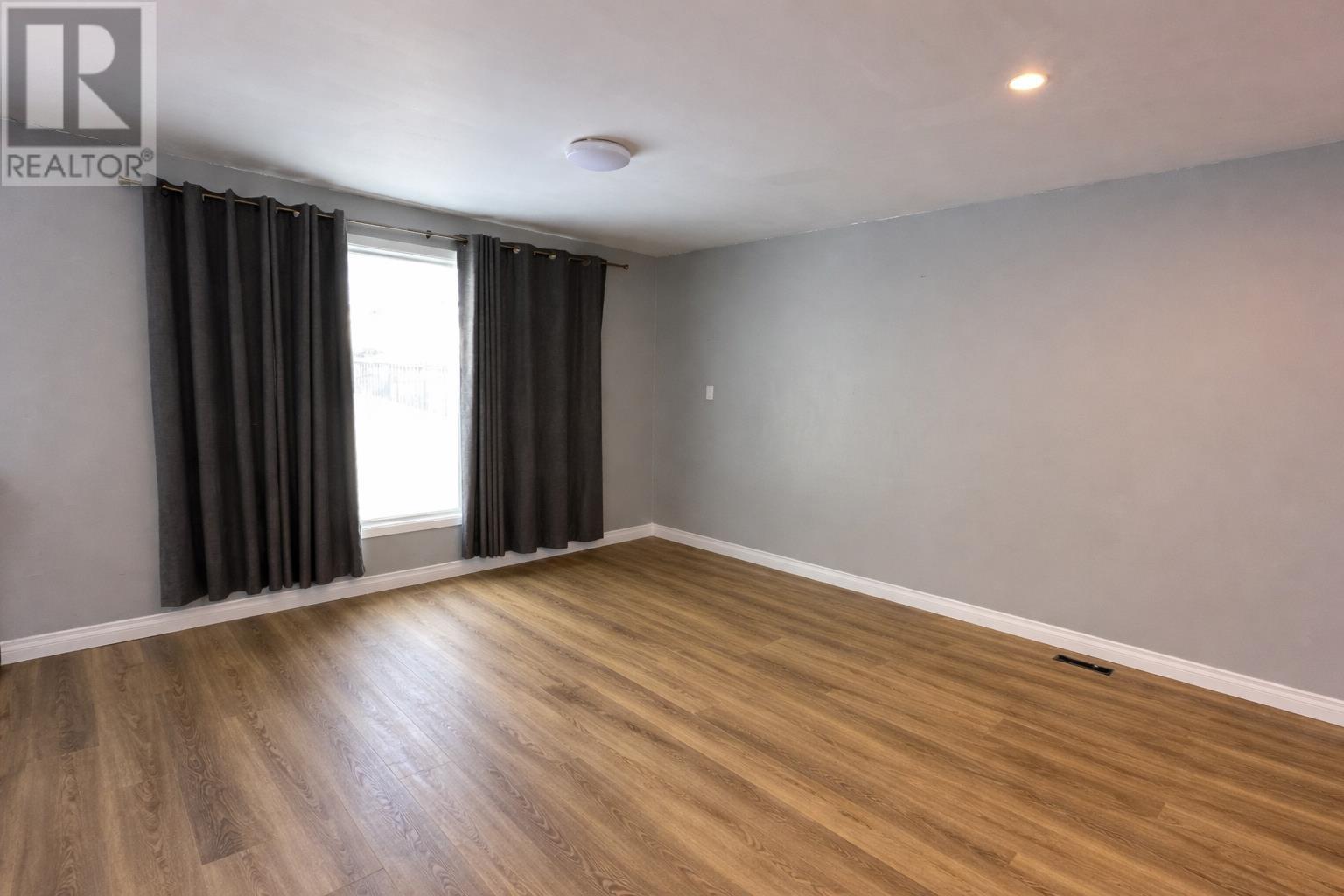 20 Poplar Ave, Ear Falls, Ontario  P0V 1T0 - Photo 2 - TB2600451