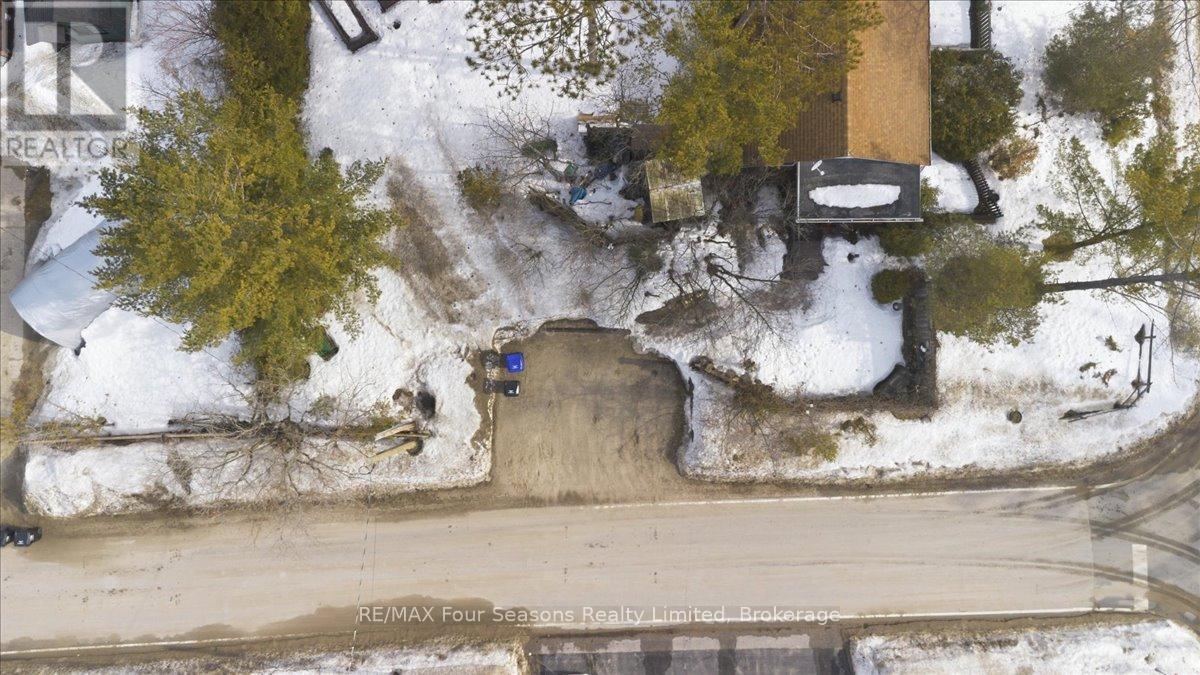 220 Old Mosley Street, Wasaga Beach, Ontario  L9Z 2J2 - Photo 17 - S12887142