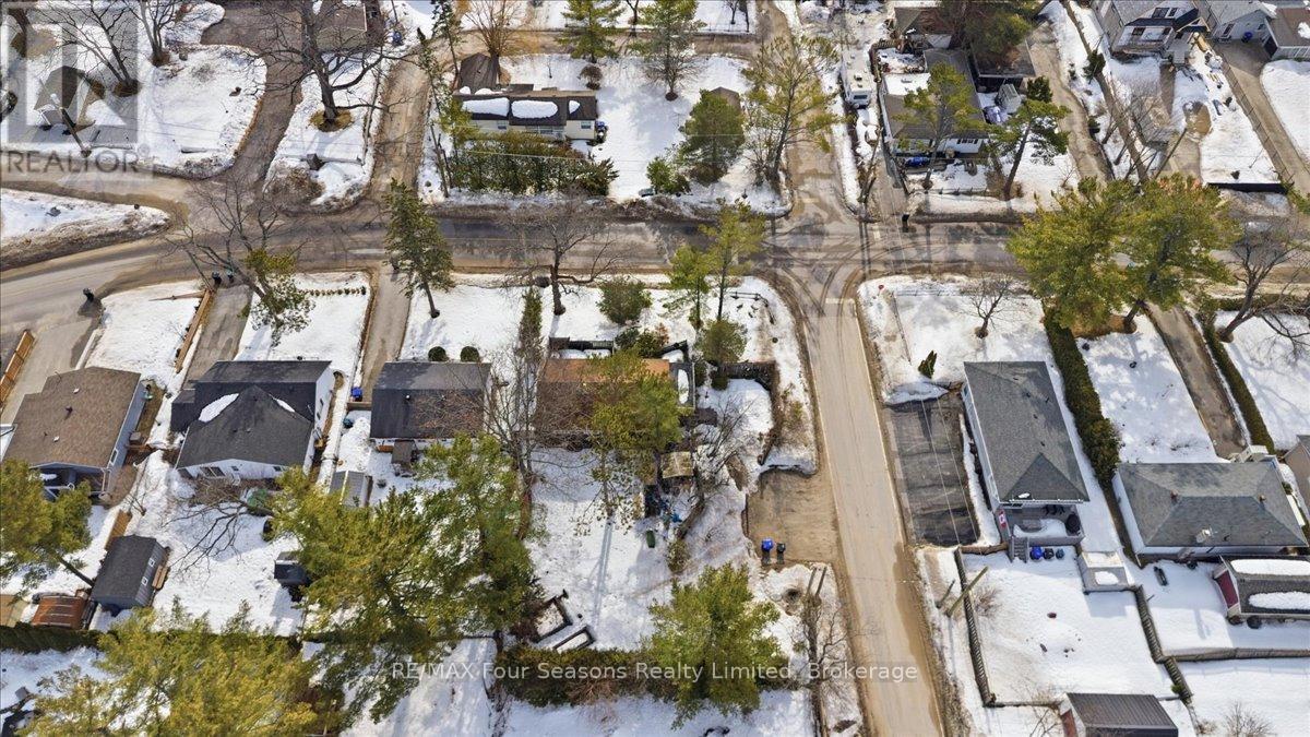 220 Old Mosley Street, Wasaga Beach, Ontario  L9Z 2J2 - Photo 18 - S12887142