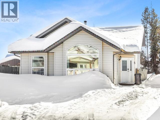 5 VALERIE CRESCENT, Whitehorse, Yukon