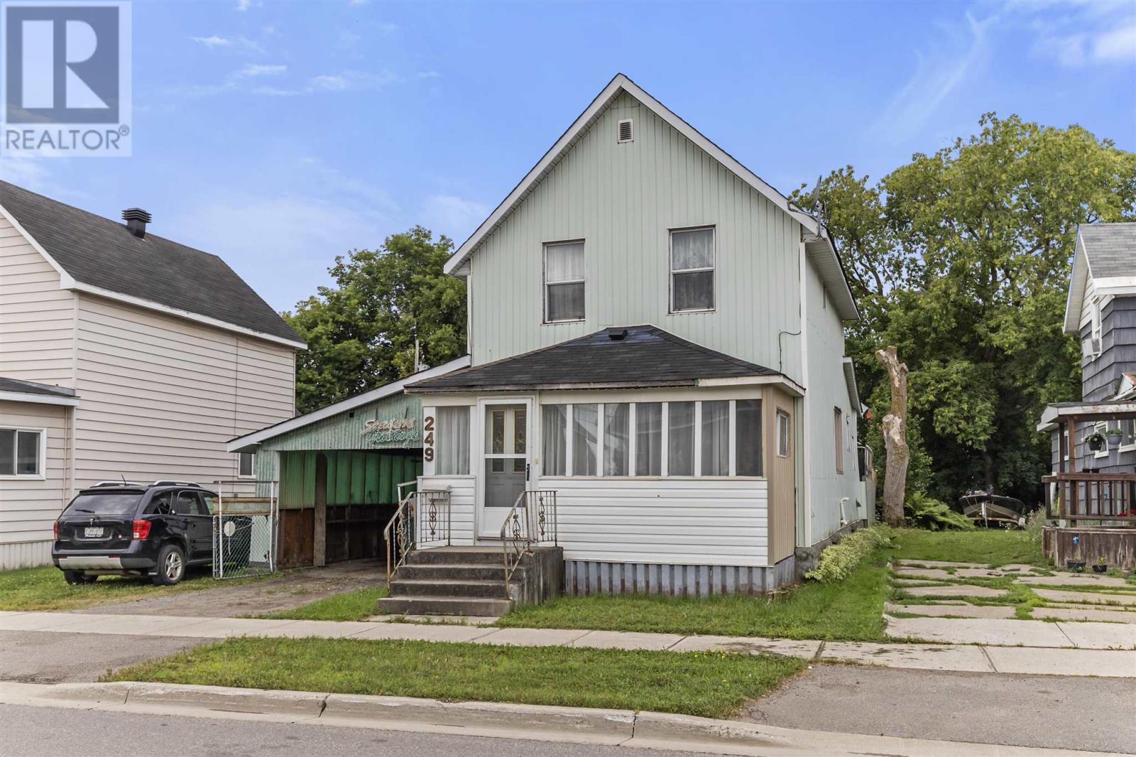 249 John St, Sault Ste. Marie, Ontario P6A 1P4 - Photo 32 - SM260317