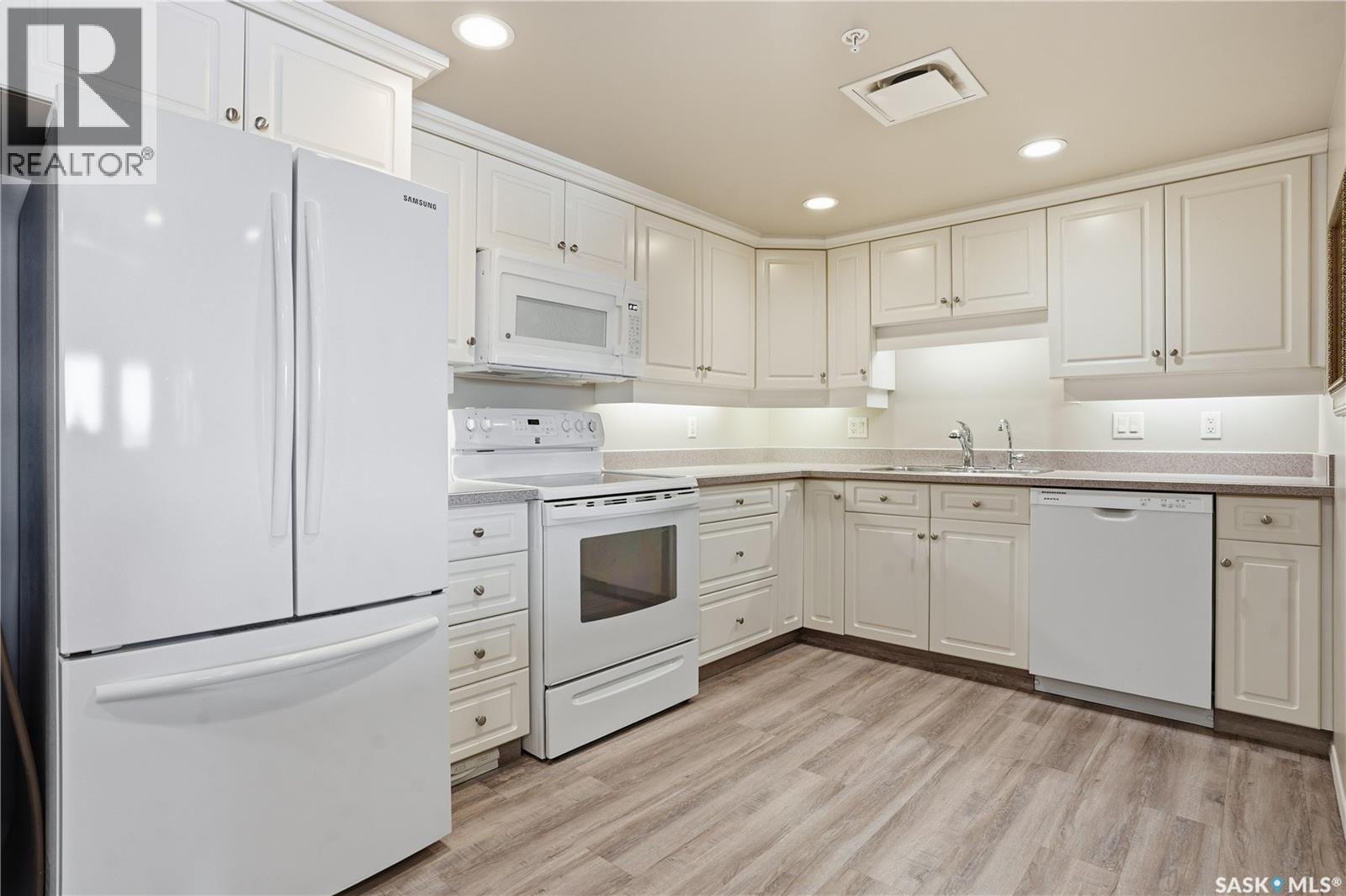 244 3631 Albert Street, Regina, Saskatchewan  S4S 3P4 - Photo 6 - SK030374