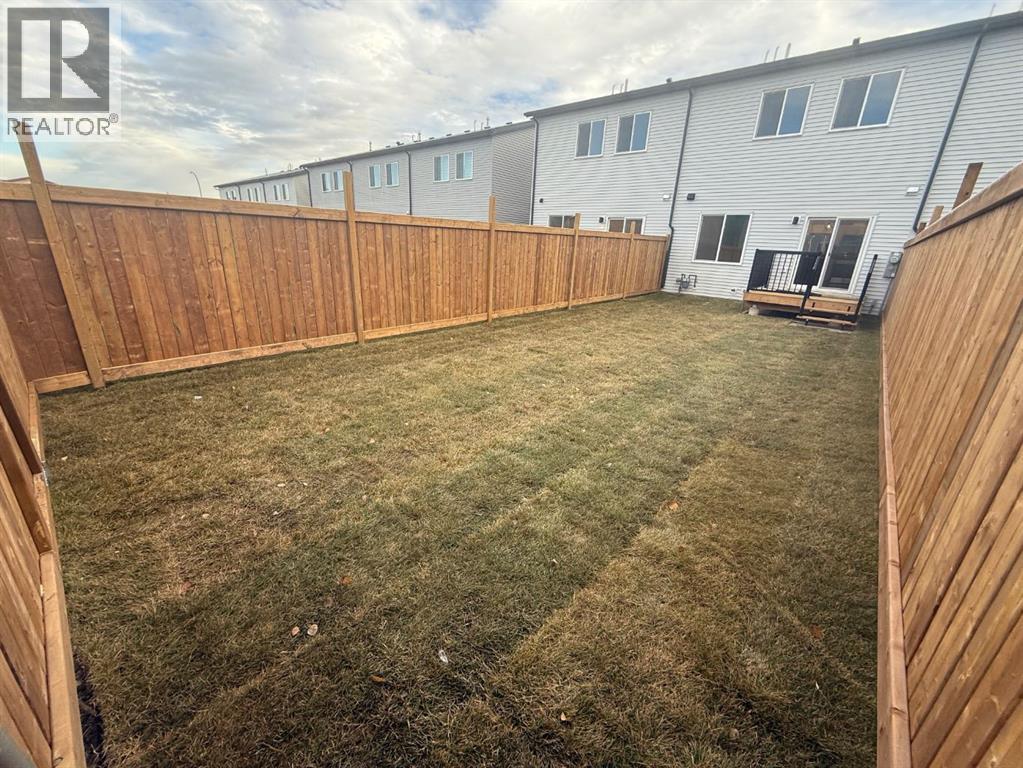 328b Boutin Avenue, Hinton, Alberta  T7V 0B4 - Photo 20 - A2260013