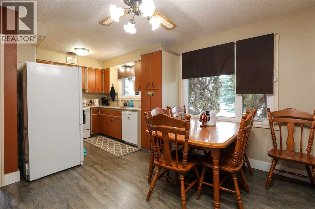 4921 55 Avenue, Taber, Alberta  T1G 1H4 - Photo 2 - A2292240