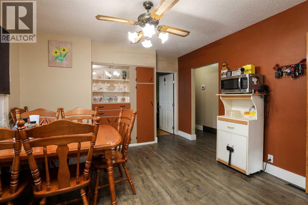 4921 55 Avenue, Taber, Alberta  T1G 1H4 - Photo 4 - A2292240