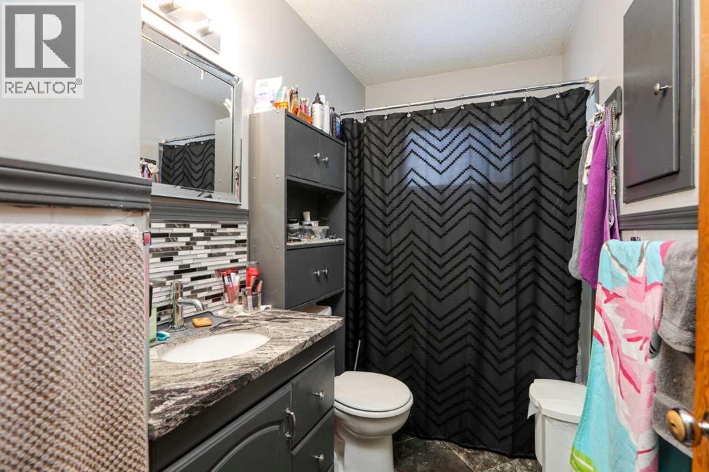 4921 55 Avenue, Taber, Alberta  T1G 1H4 - Photo 13 - A2292240