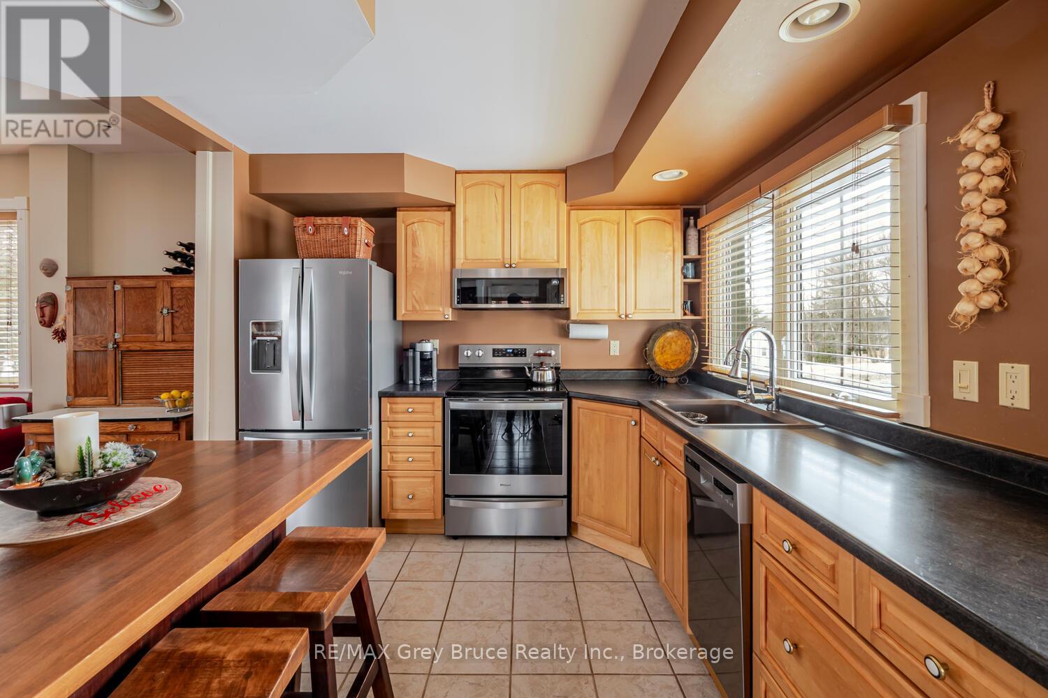 280 Mary Street, South Bruce Peninsula, Ontario  N0H 2T0 - Photo 11 - X12886960