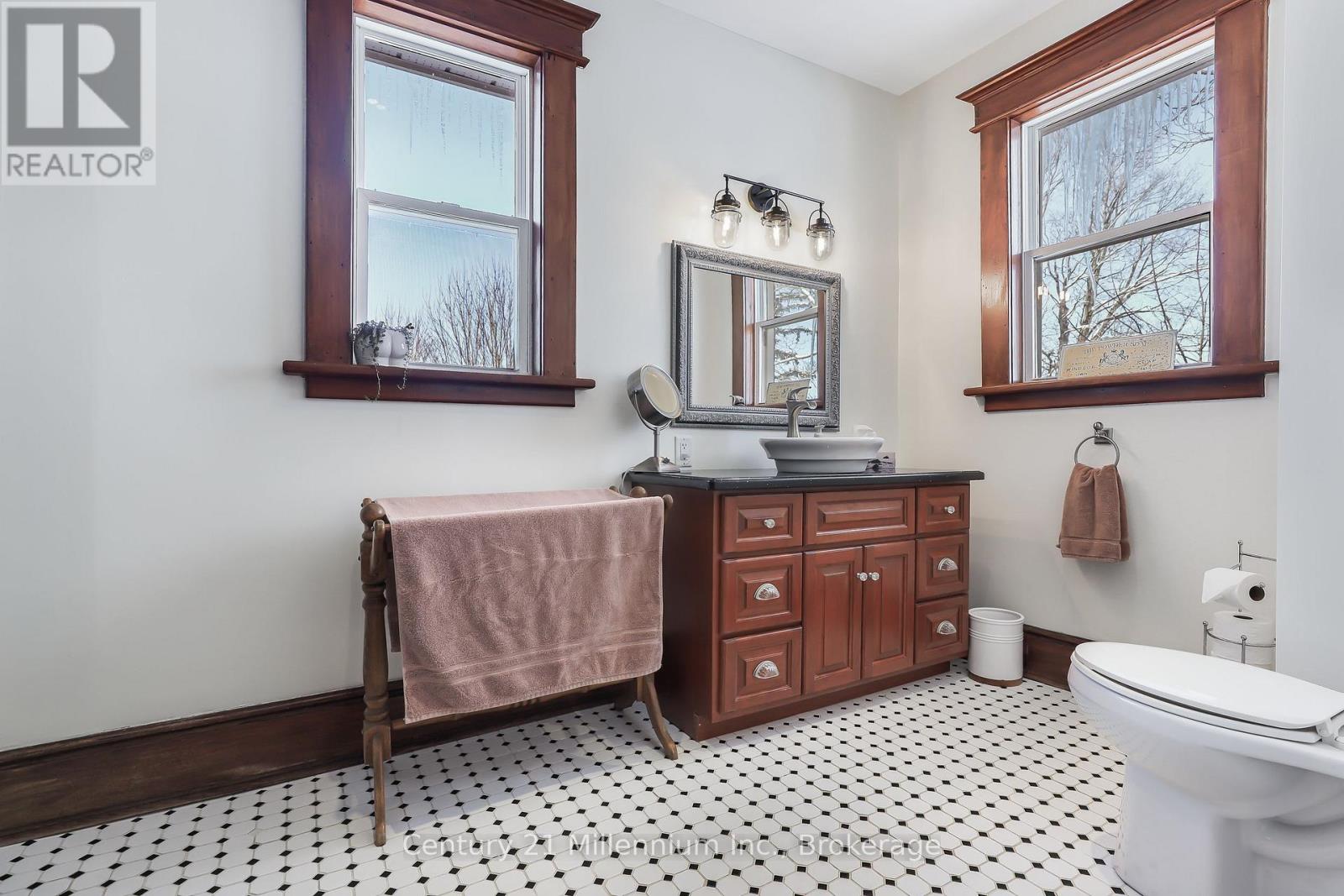 296 Garafraxa St Street, Chatsworth, Ontario  N0H 1G0 - Photo 32 - X12887100