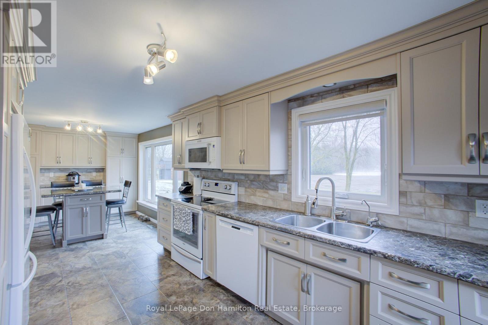 7442 Road 164 Road, North Perth (Elma), Ontario  N0G 1B0 - Photo 17 - X12887174