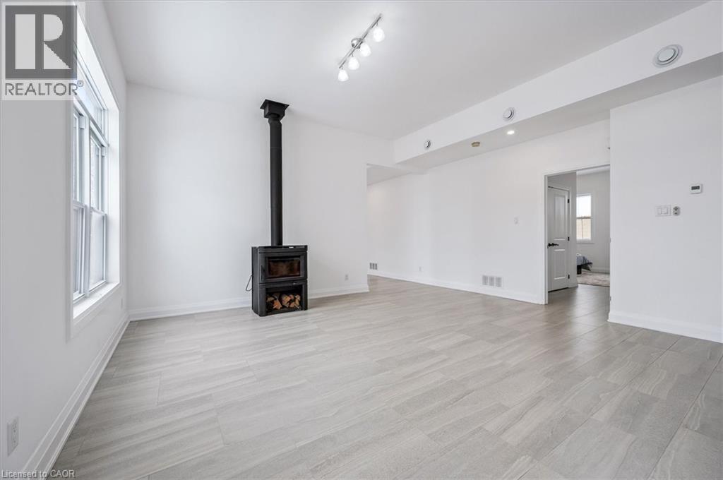 149 Woolwich Street, Waterloo, Ontario  N2K 1S5 - Photo 8 - 40805324