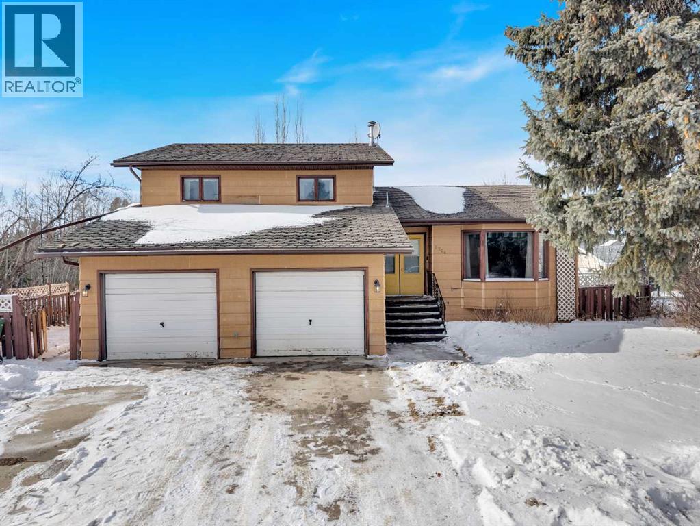 5704 58 Street, Rocky Mountain House, Alberta  T4T 1H9 - Photo 2 - A2288498