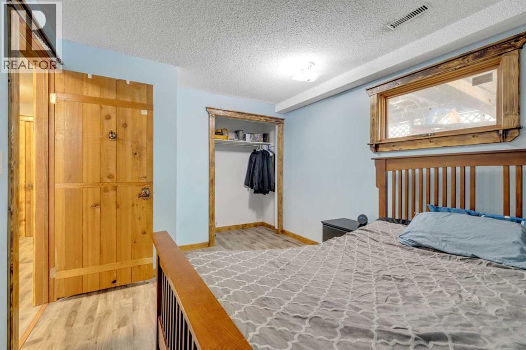 5704 58 Street, Rocky Mountain House, Alberta  T4T 1H9 - Photo 40 - A2288498