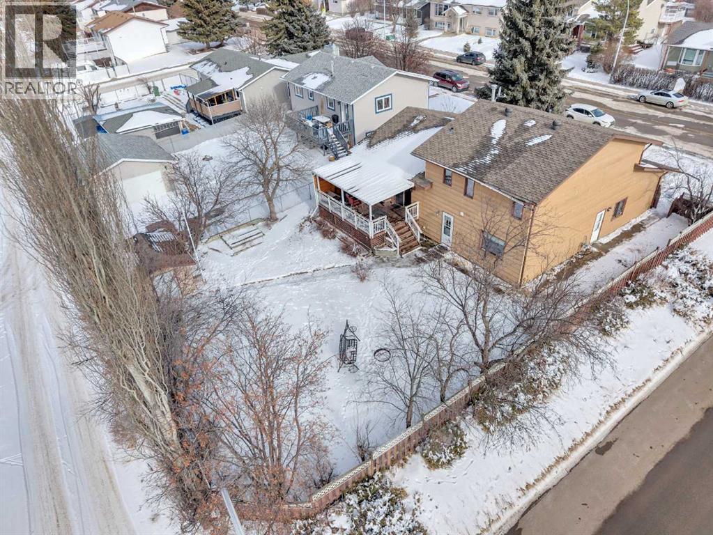 5704 58 Street, Rocky Mountain House, Alberta  T4T 1H9 - Photo 13 - A2288498