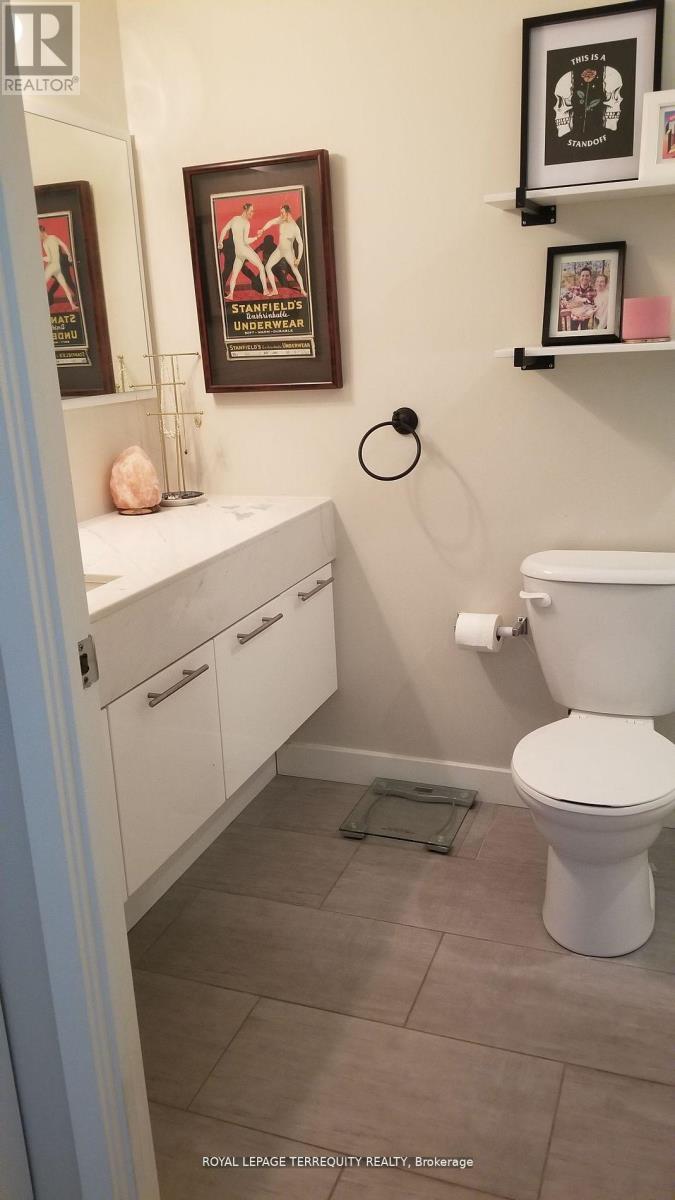 820 - 21 Nelson Street, Toronto (Waterfront Communities), Ontario  M5V 3H9 - Photo 18 - C12886920