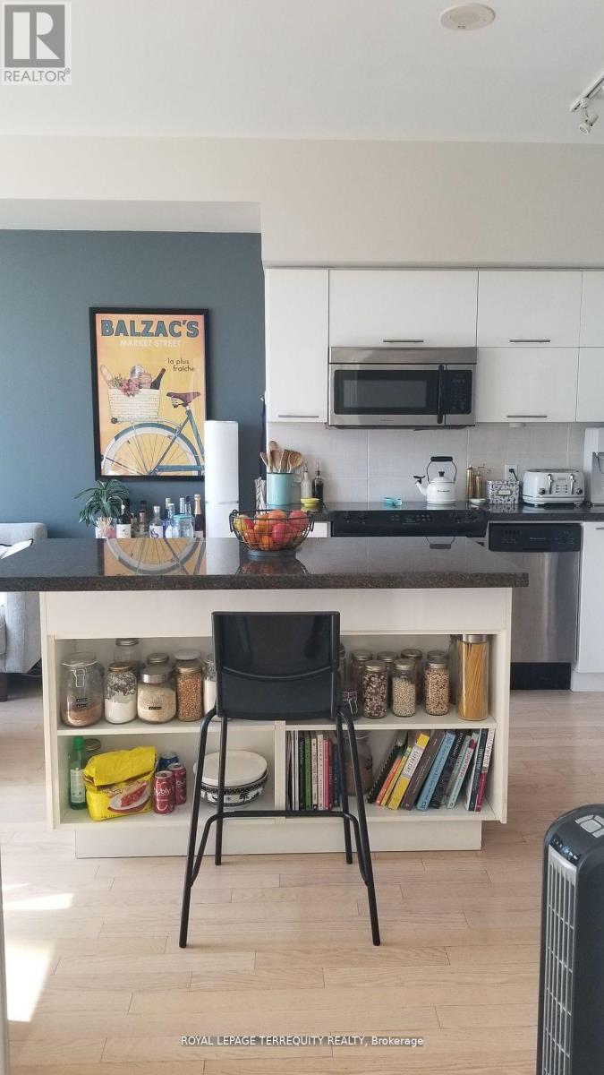 820 - 21 Nelson Street, Toronto (Waterfront Communities), Ontario  M5V 3H9 - Photo 7 - C12886920