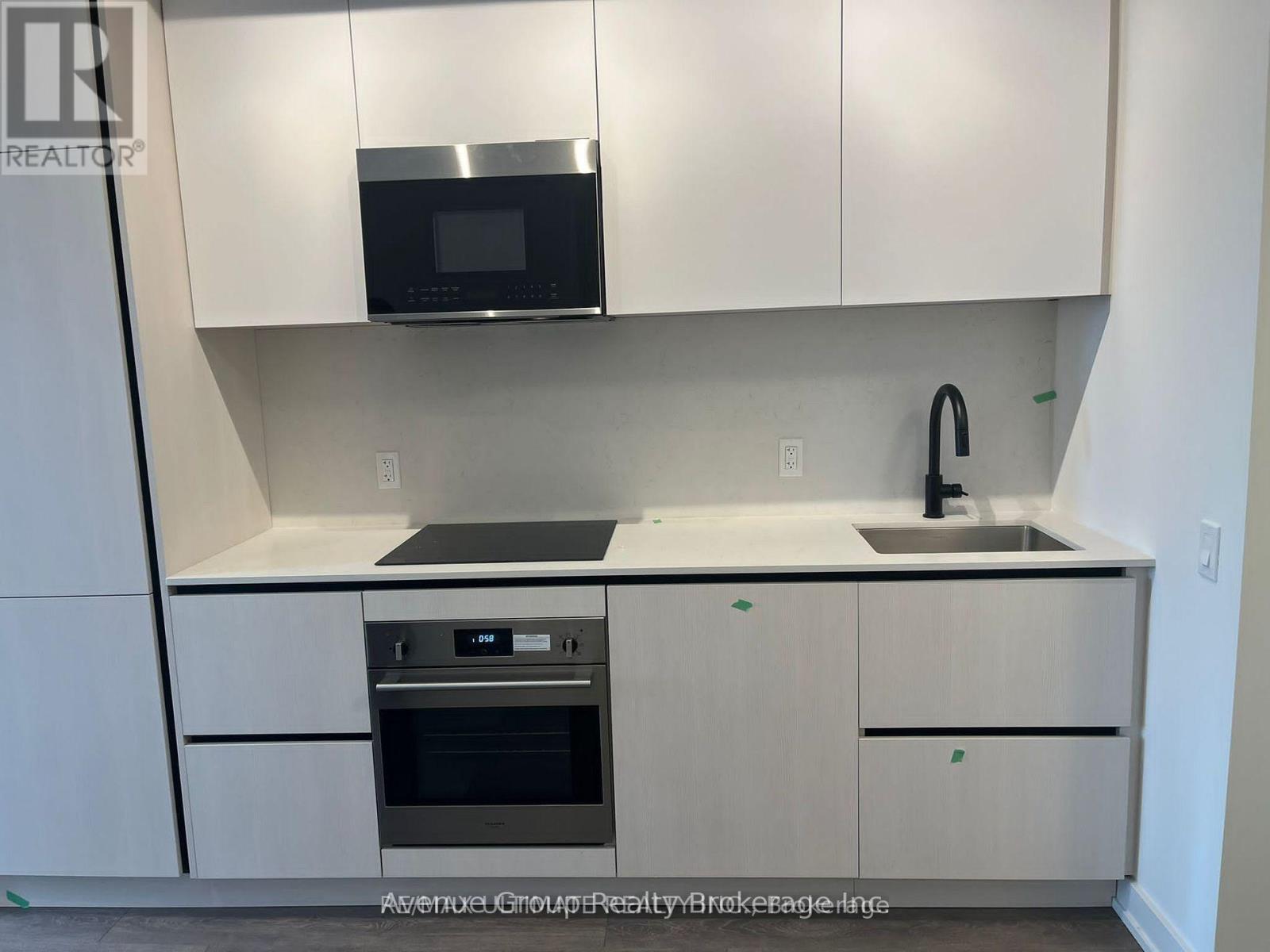 2009 - 108 Peter Street, Toronto (Waterfront Communities), Ontario  M5V 2G7 - Photo 2 - C12886938