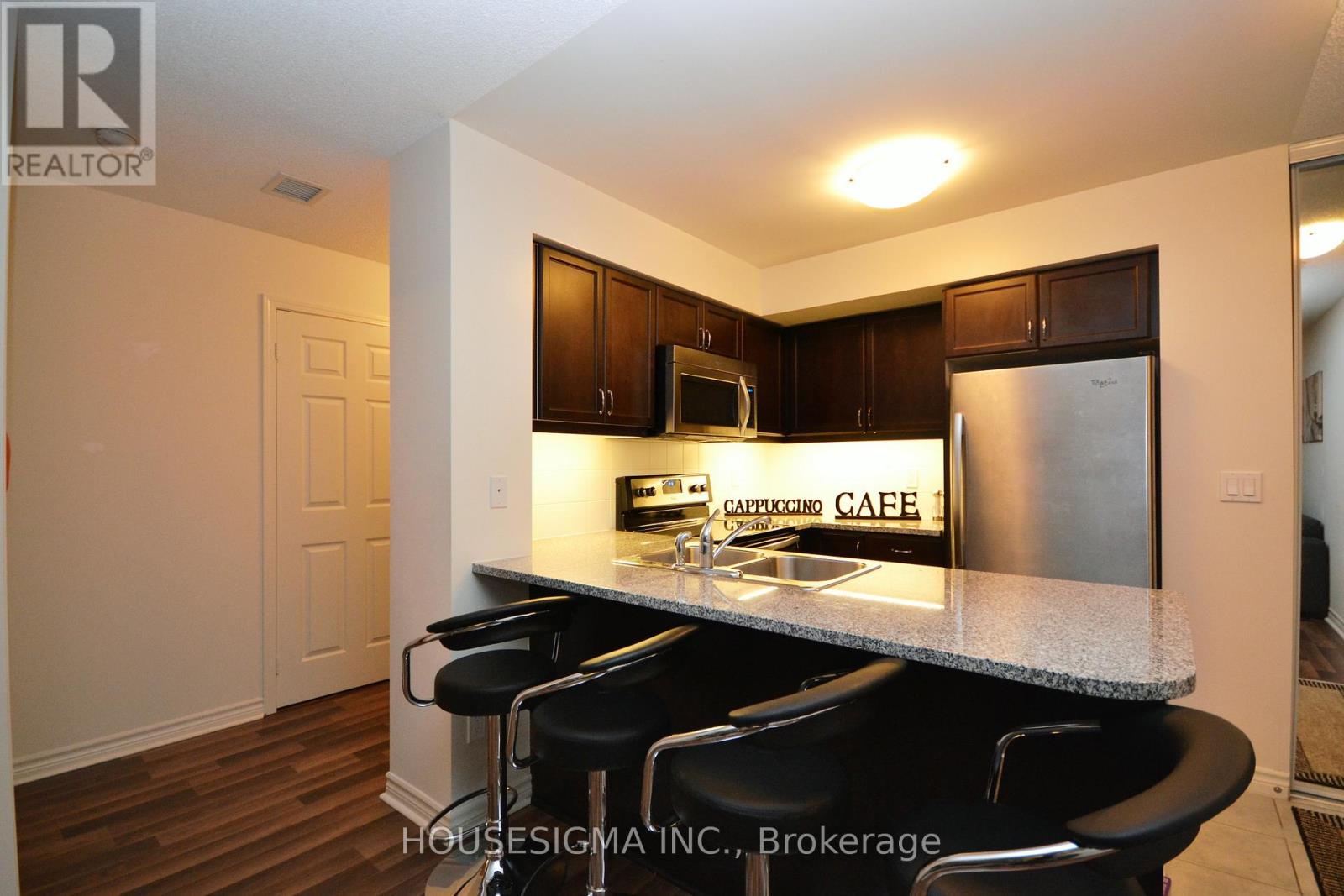 1507 - 19 Grand Trunk Crescent, Toronto, Ontario  M5J 3A4 - Photo 14 - C12887032