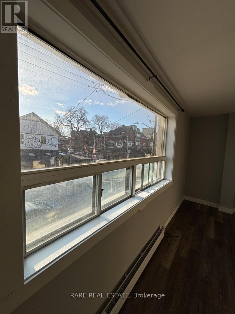 1 - 253 Augusta Avenue, Toronto, Ontario  M5T 2L8 - Photo 10 - C12887066