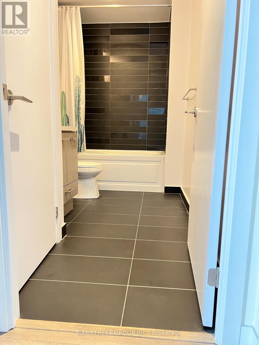 1907 - 87 Peter Street, Toronto, Ontario  M5V 2G4 - Photo 6 - C12887076