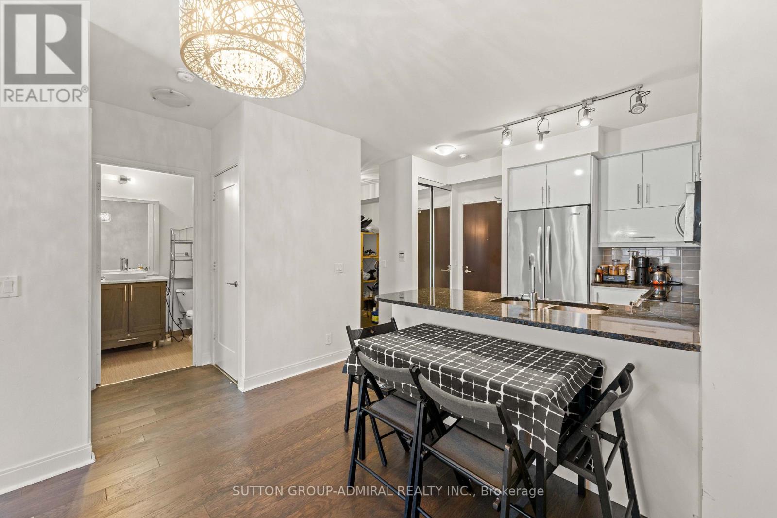 516 - 825 Church Street, Toronto (Rosedale-Moore Park), Ontario  M4W 3Z4 - Photo 15 - C12887096