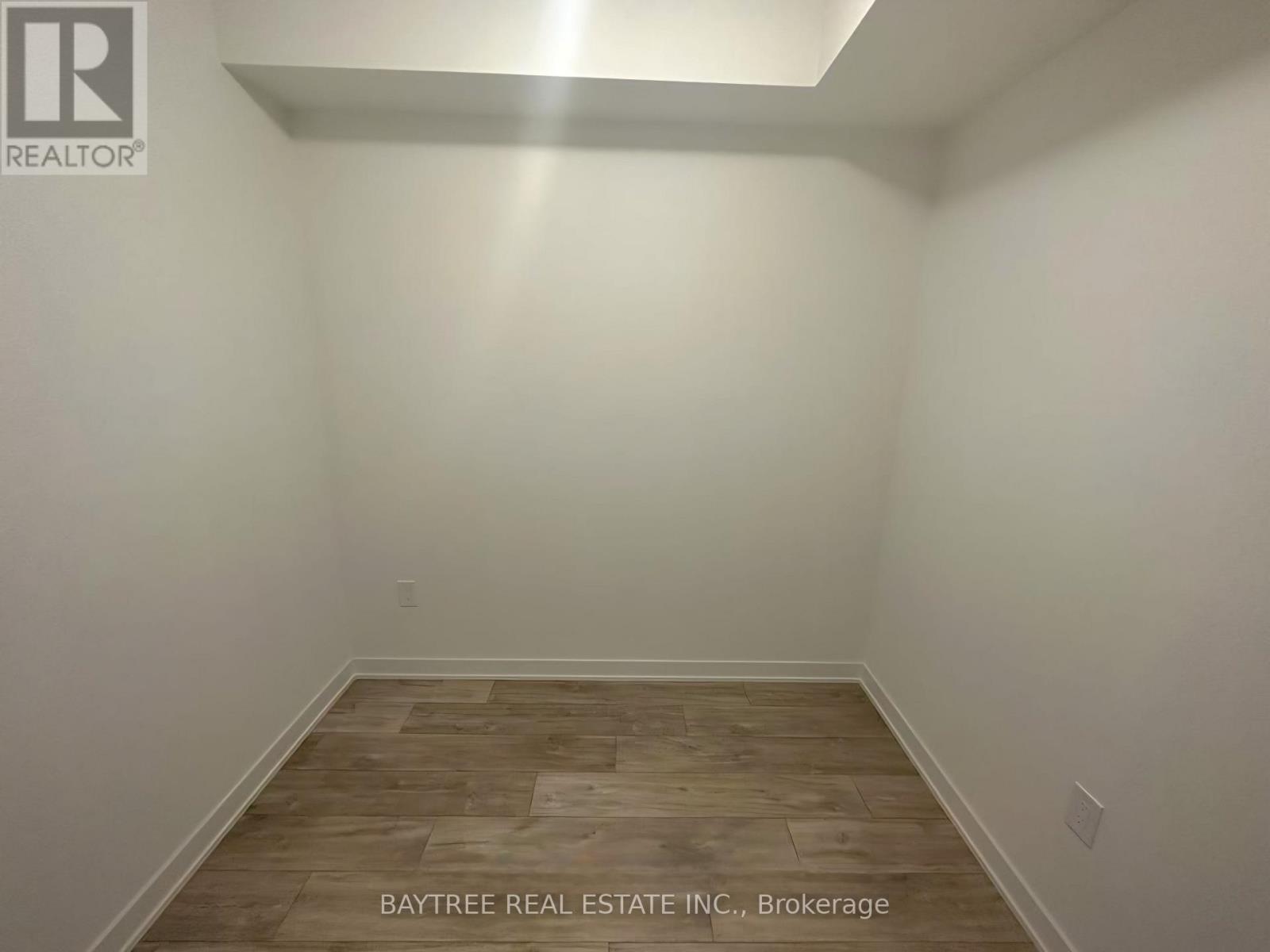 633 Se - 60 Princess Street, Toronto, Ontario  M5A 2C7 - Photo 18 - C12887190