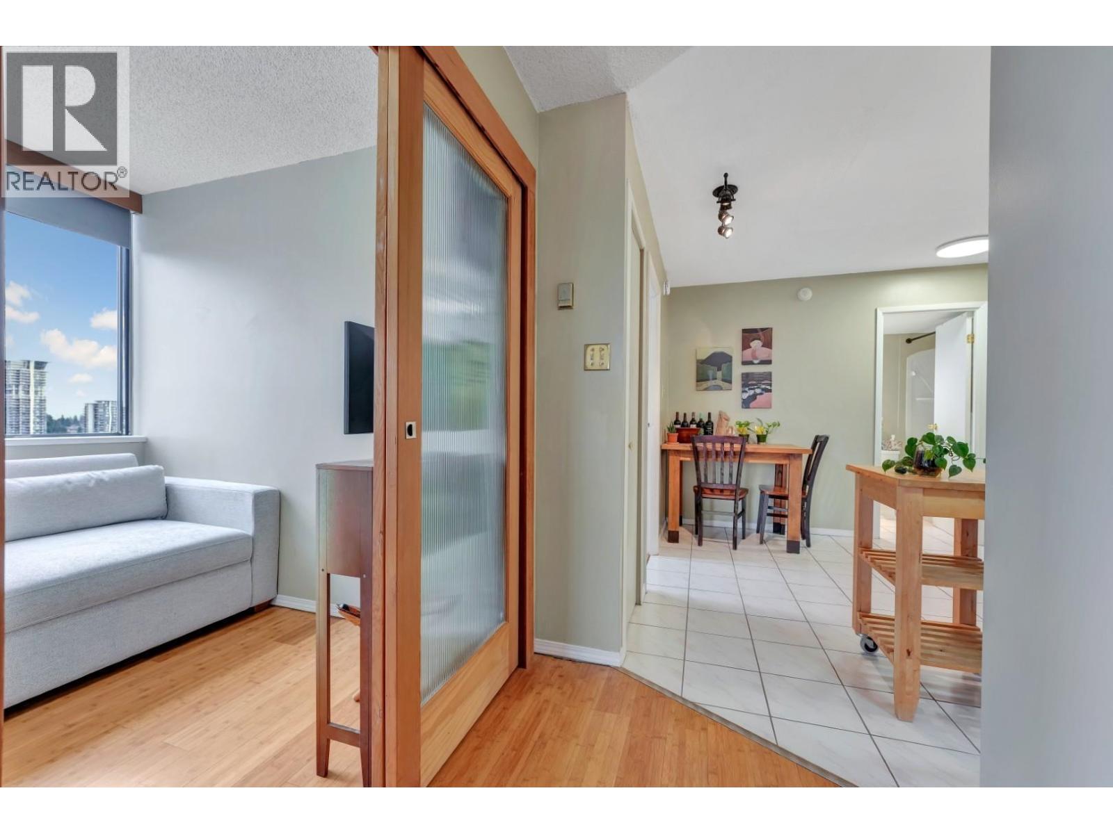 2206 3755 Bartlett Court, Burnaby, British Columbia  V3J 7G7 - Photo 19 - R3090594