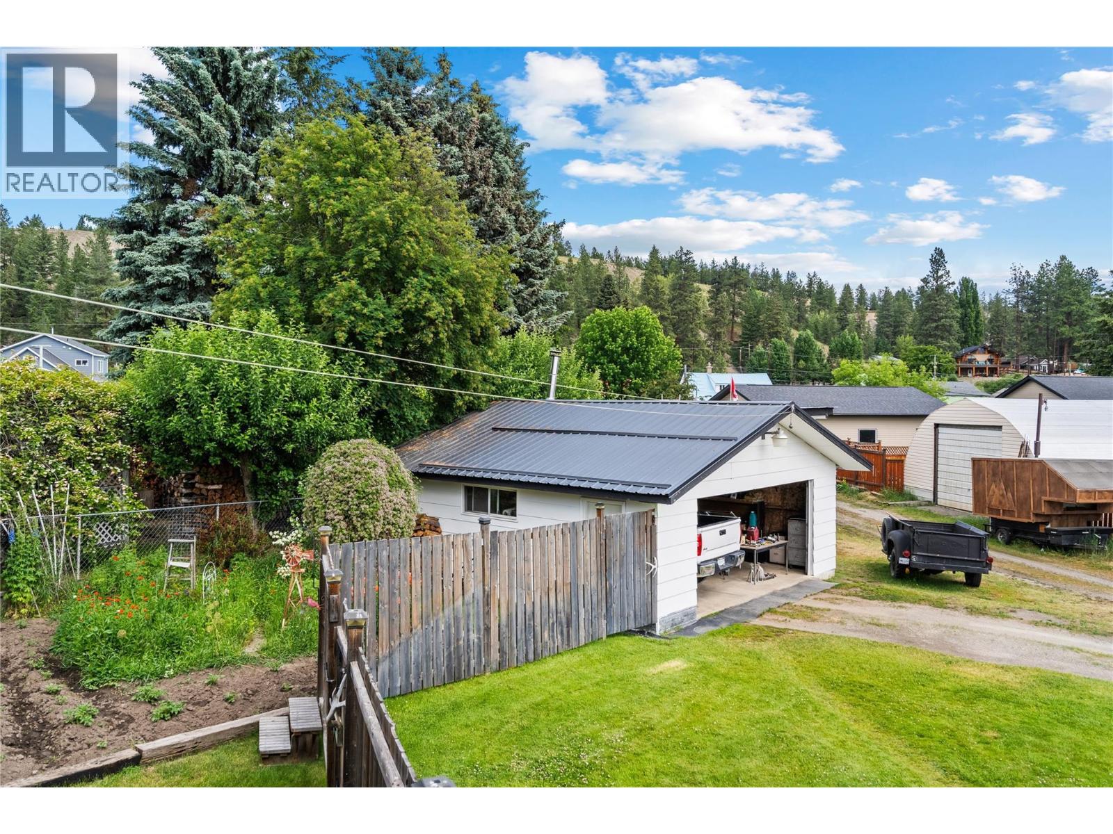 606 302nd Street, Kimberley, British Columbia  V1A 3K3 - Photo 4 - 10376358