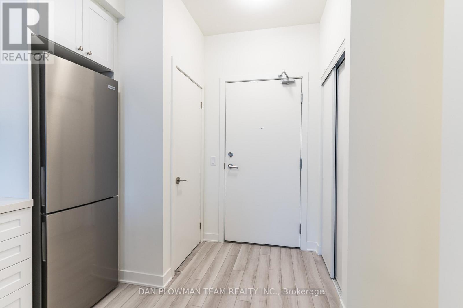 223 - 51 Clarington Boulevard, Clarington (Bowmanville), Ontario  L1C 0H6 - Photo 3 - E12886928