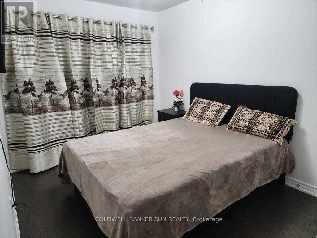 62 Swordfish Drive, Whitby (Lynde Creek), Ontario  L1P 1Y5 - Photo 4 - E12887024