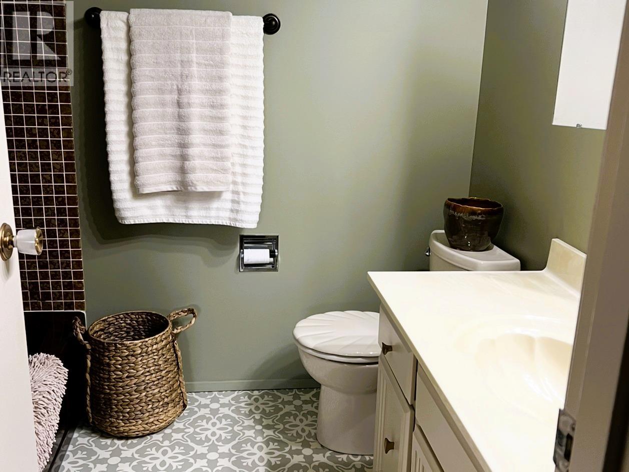 606 302nd Street, Kimberley, British Columbia  V1A 3K3 - Photo 19 - 10376358