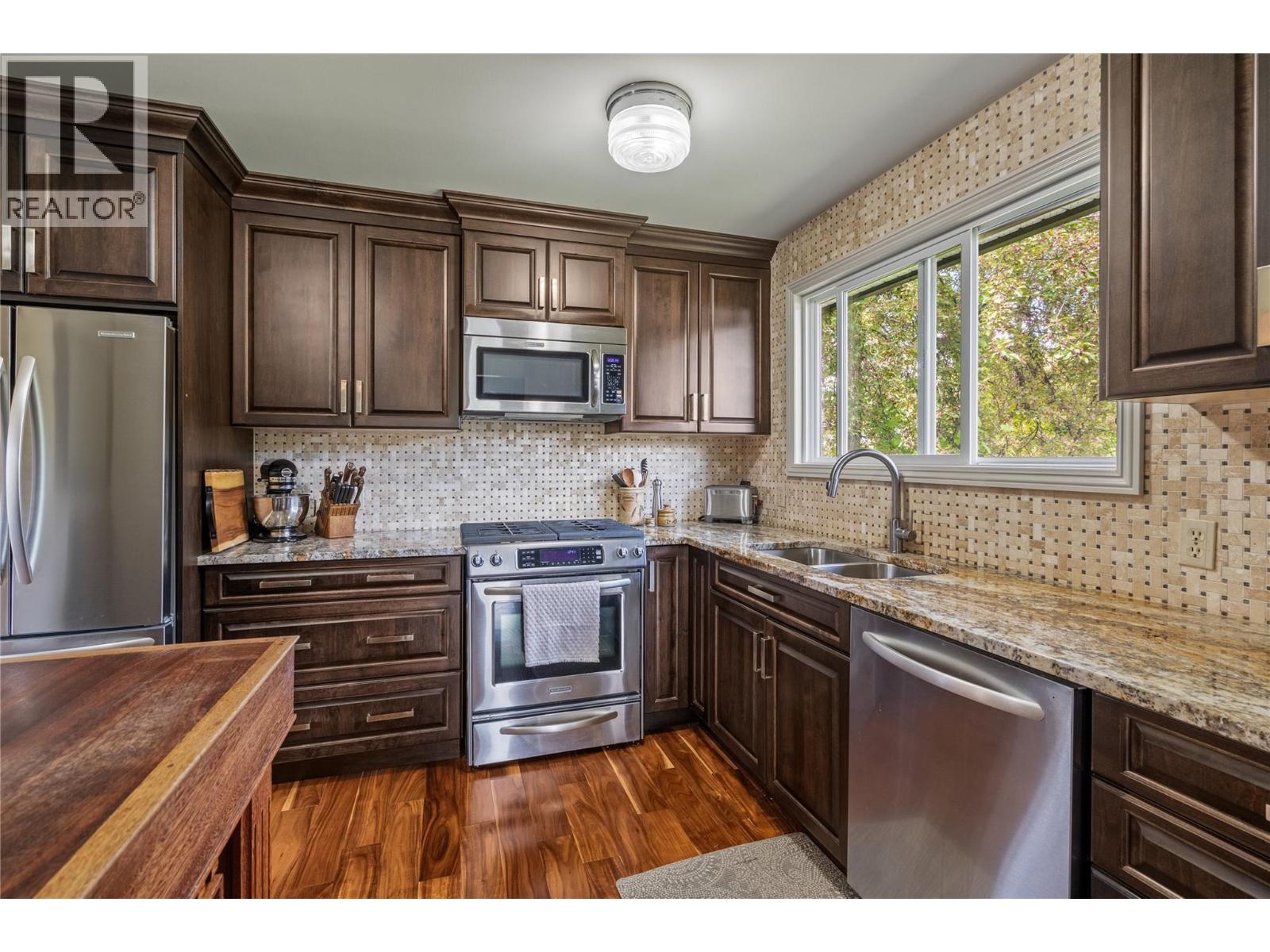 606 302nd Street, Kimberley, British Columbia  V1A 3K3 - Photo 10 - 10376358