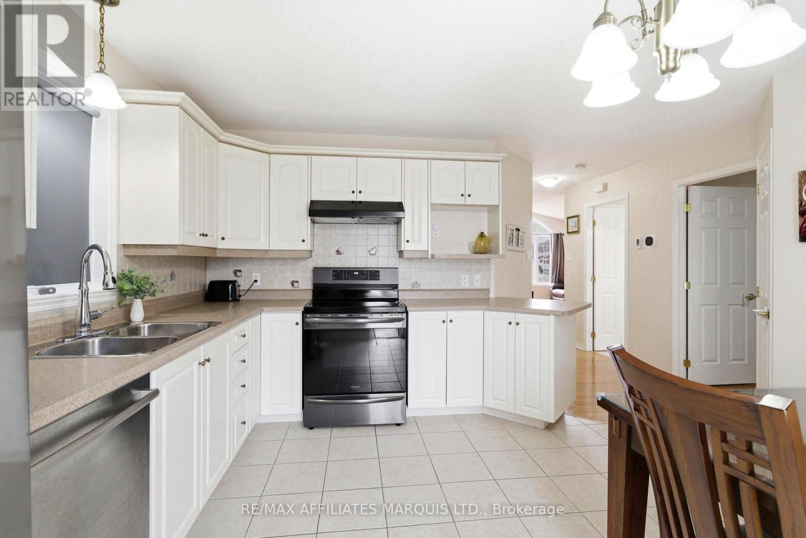 2000 Blessed Sacrament Drive, Cornwall, Ontario  K6H 7N5 - Photo 8 - X12887128