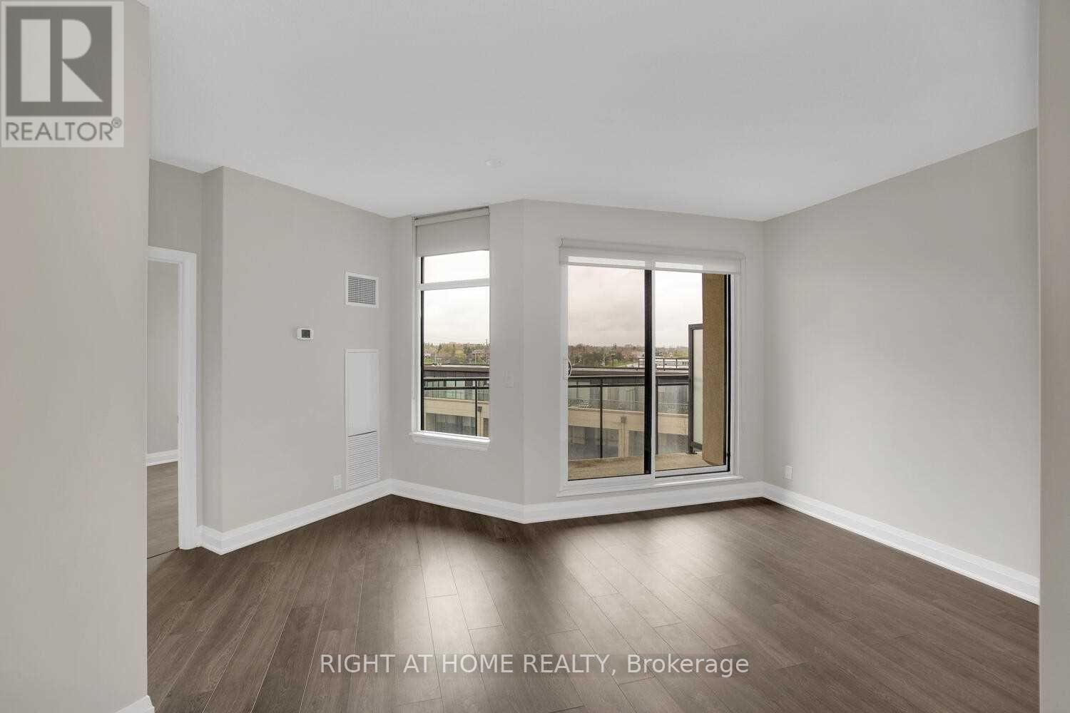 305 - 24 Woodstream Boulevard, Vaughan, Ontario  L4L 8C4 - Photo 13 - N12886974