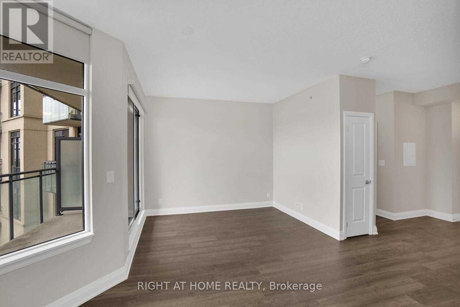 305 - 24 Woodstream Boulevard, Vaughan, Ontario  L4L 8C4 - Photo 14 - N12886974