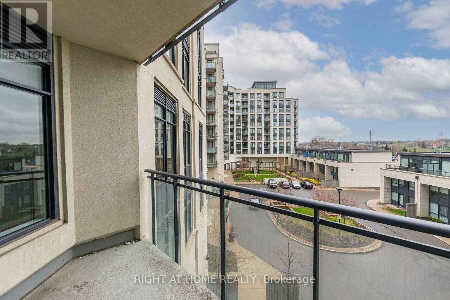 305 - 24 Woodstream Boulevard, Vaughan, Ontario  L4L 8C4 - Photo 24 - N12886974