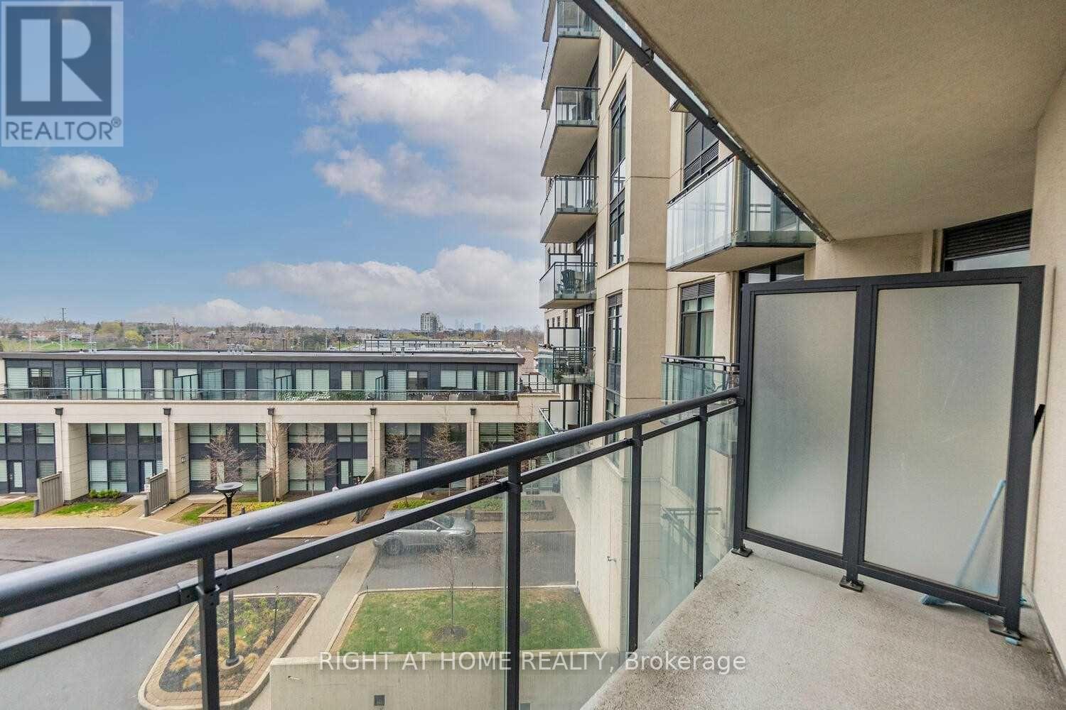 305 - 24 Woodstream Boulevard, Vaughan, Ontario  L4L 8C4 - Photo 25 - N12886974