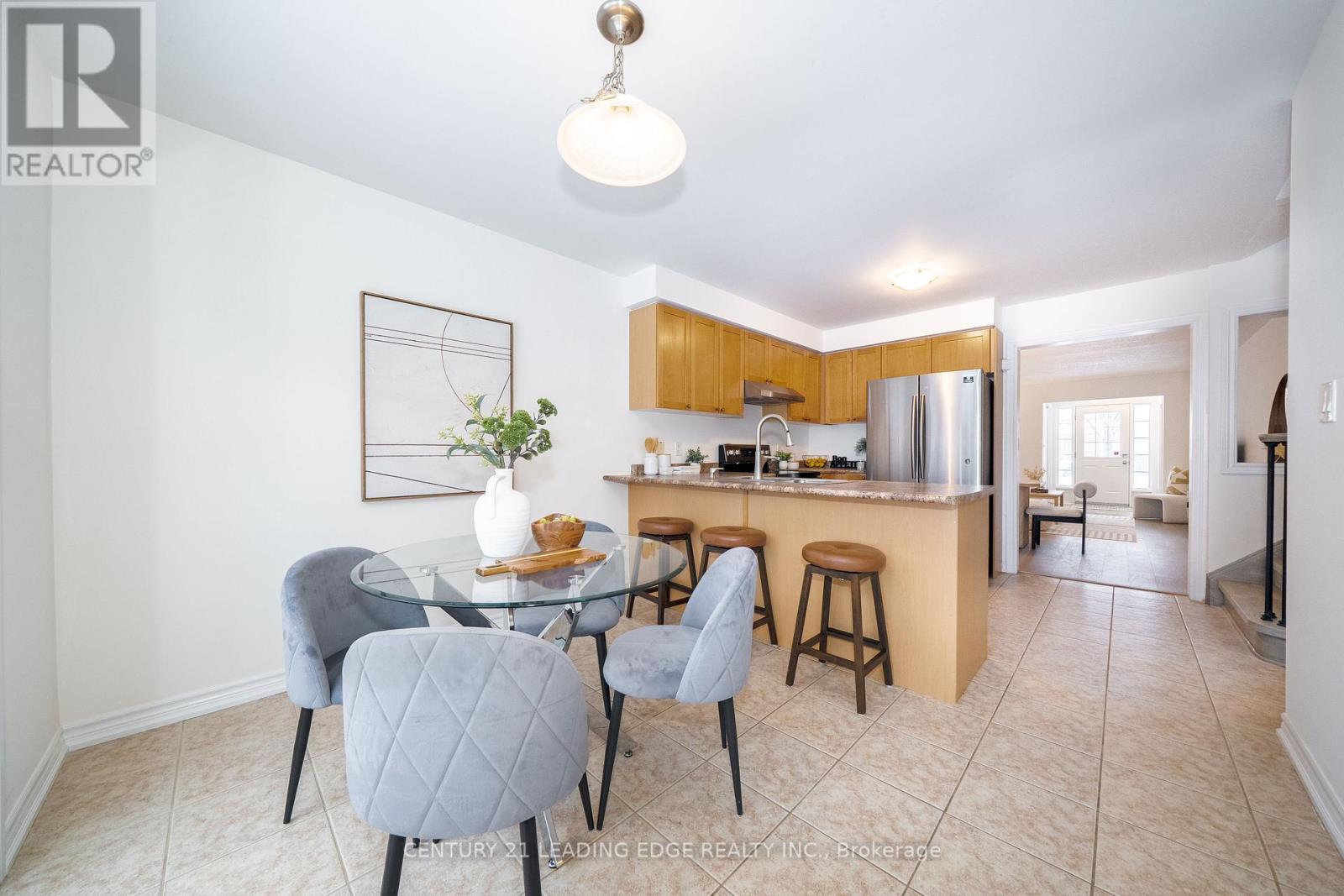 18 Roy Rainey Avenue, Markham (Wismer), Ontario  L6E 2B5 - Photo 10 - N12887006