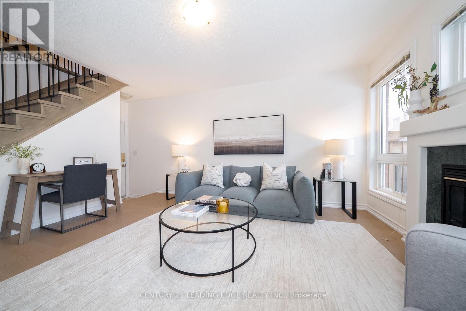 18 Roy Rainey Avenue, Markham (Wismer), Ontario  L6E 2B5 - Photo 12 - N12887006