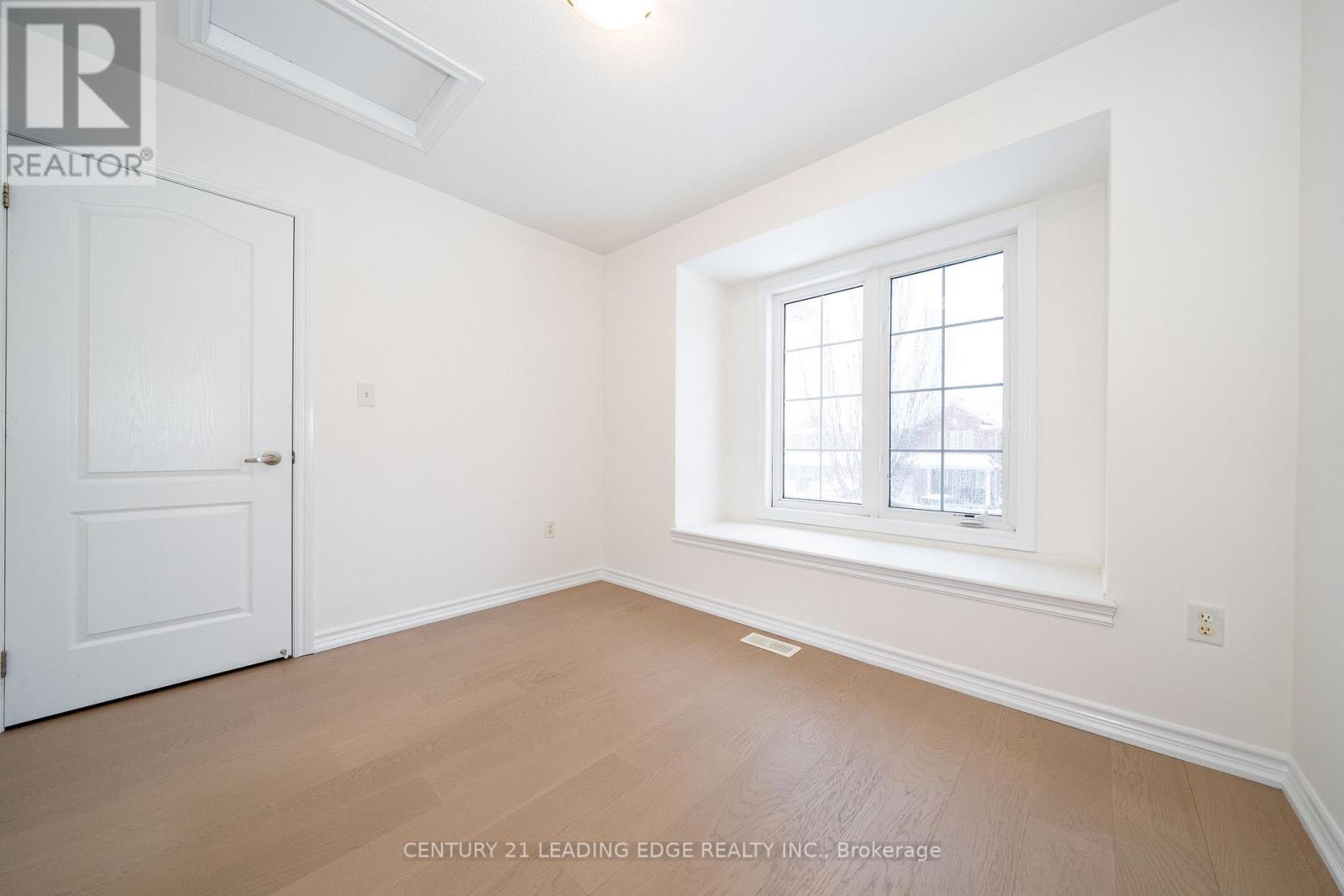 18 Roy Rainey Avenue, Markham (Wismer), Ontario  L6E 2B5 - Photo 18 - N12887006