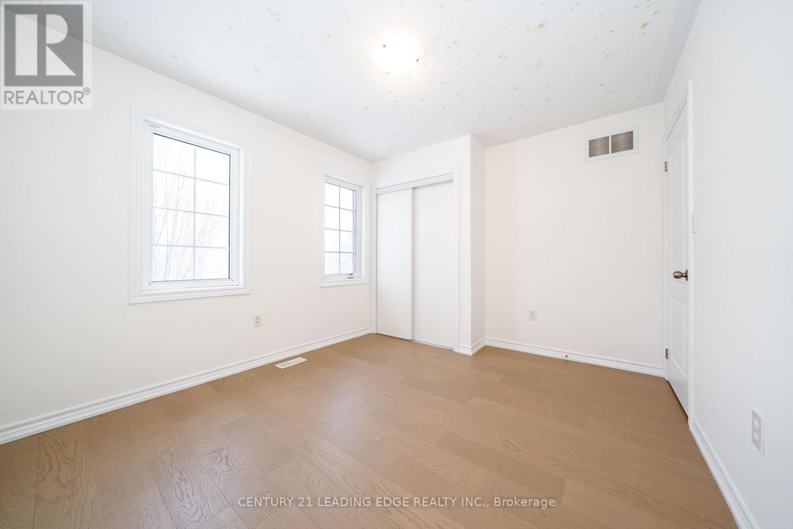 18 Roy Rainey Avenue, Markham (Wismer), Ontario  L6E 2B5 - Photo 19 - N12887006