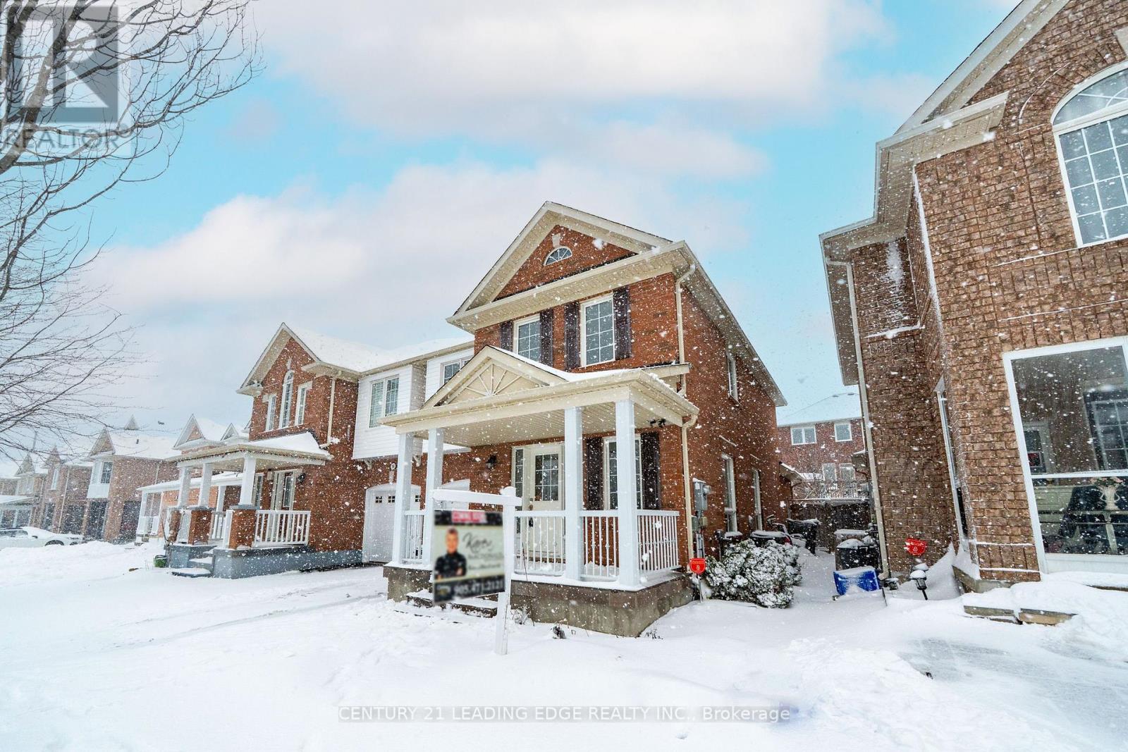 18 Roy Rainey Avenue, Markham (Wismer), Ontario  L6E 2B5 - Photo 3 - N12887006