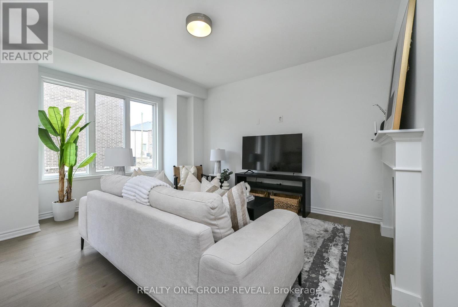 54 Jade Blossom Avenue, Markham, Ontario  L6C 3P7 - Photo 15 - N12887122