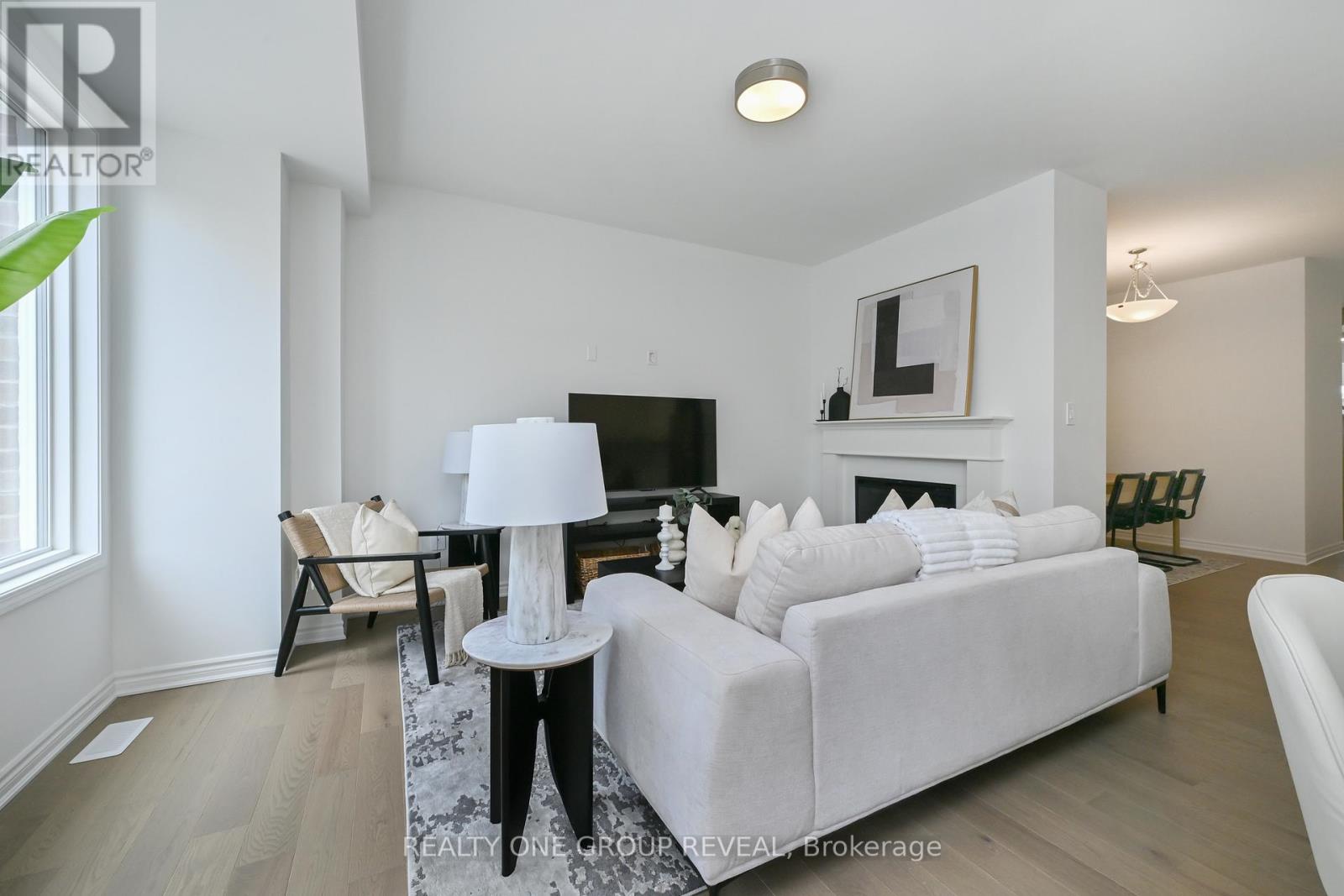 54 Jade Blossom Avenue, Markham, Ontario  L6C 3P7 - Photo 16 - N12887122