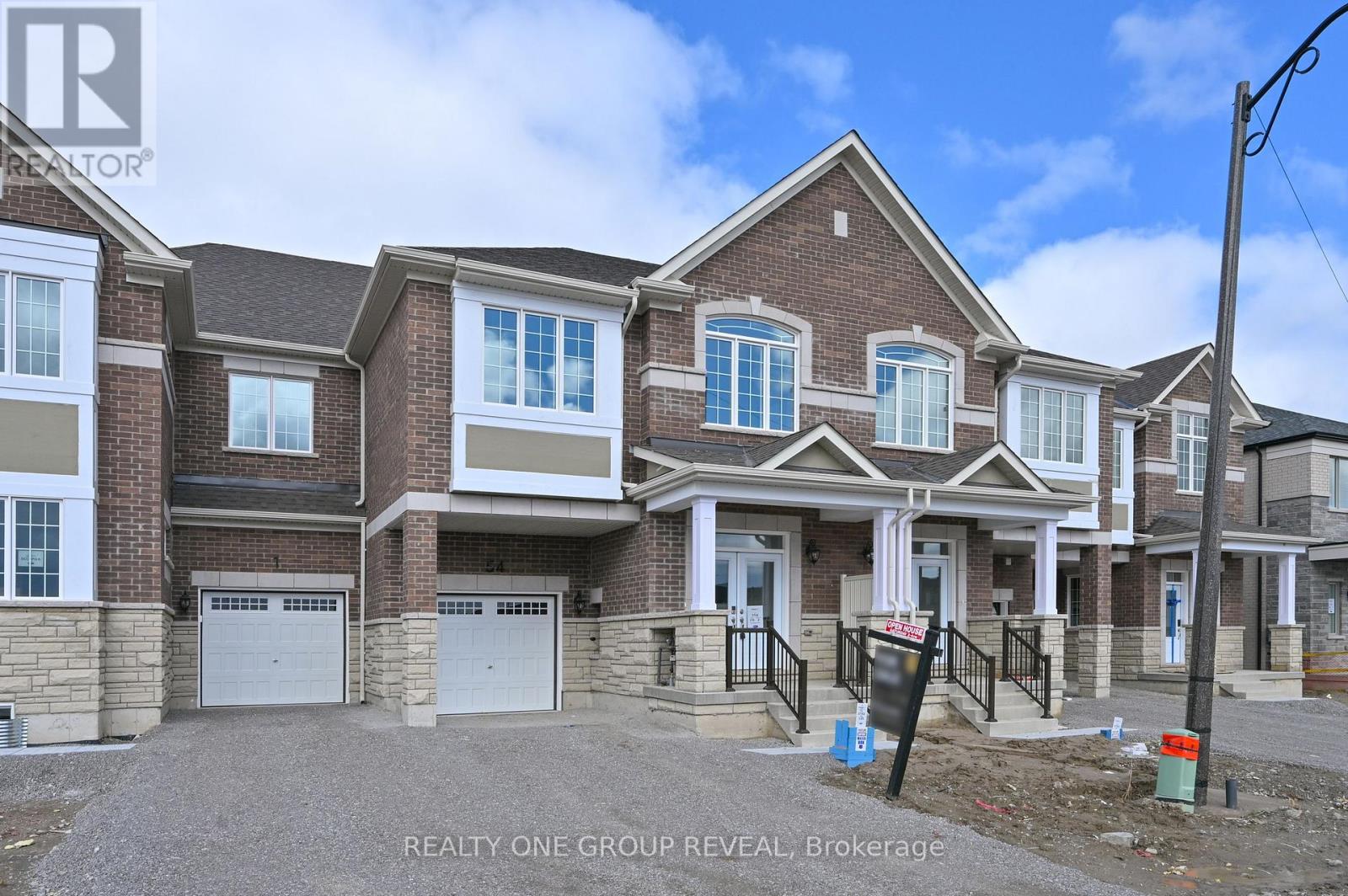 54 Jade Blossom Avenue, Markham, Ontario  L6C 3P7 - Photo 2 - N12887122