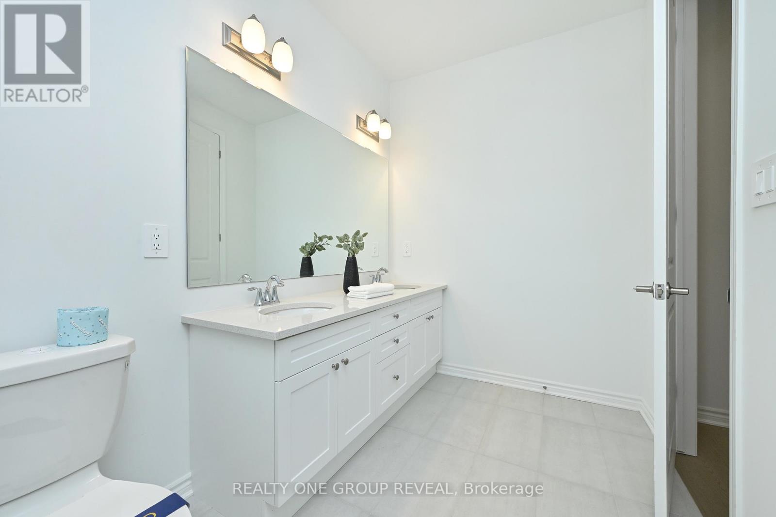 54 Jade Blossom Avenue, Markham, Ontario  L6C 3P7 - Photo 27 - N12887122