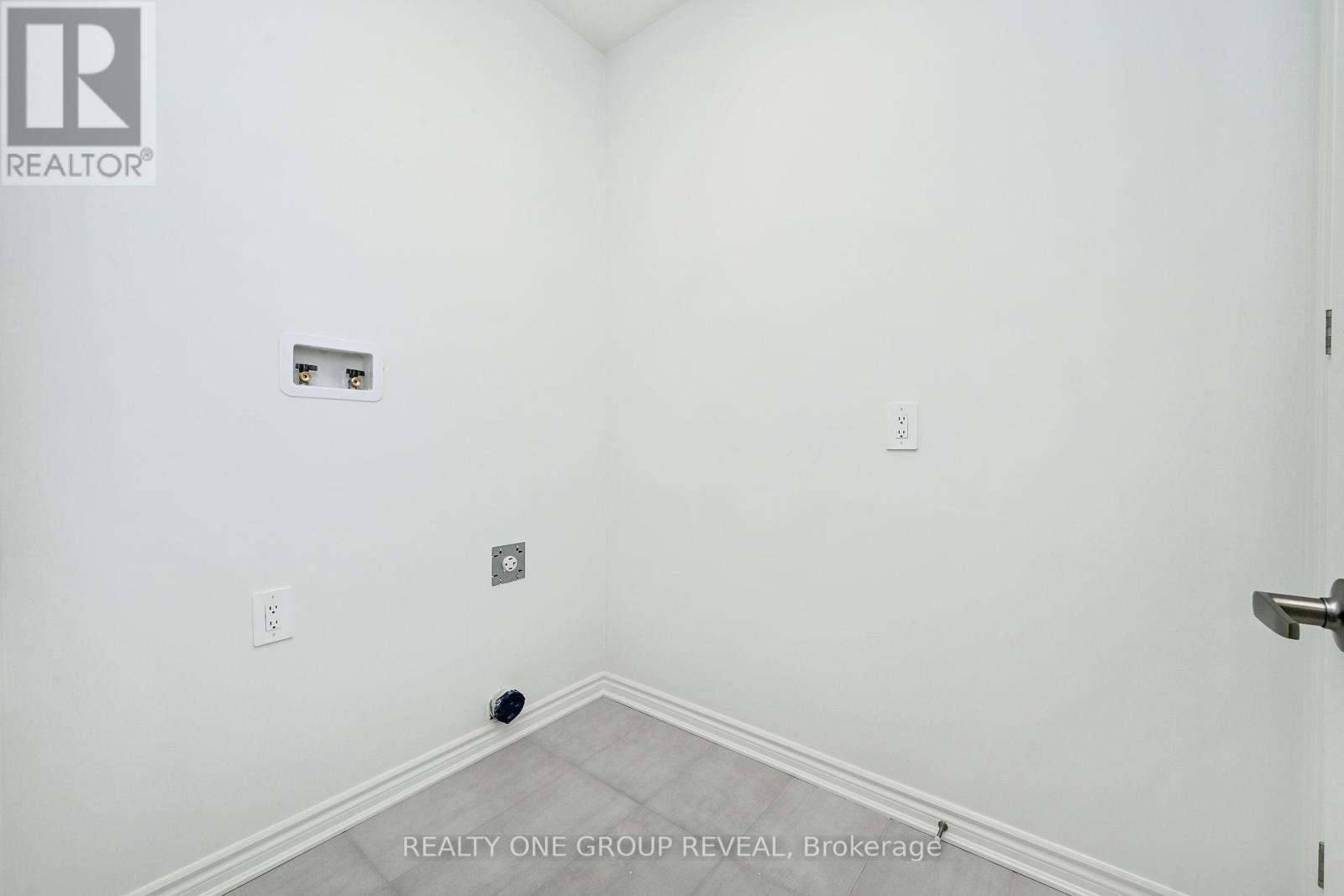 54 Jade Blossom Avenue, Markham, Ontario  L6C 3P7 - Photo 35 - N12887122