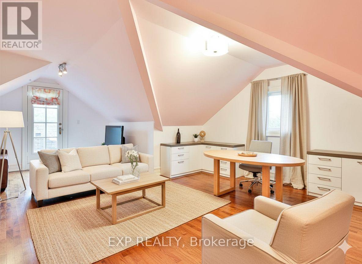 241 Poplar Plains Street, Toronto, Ontario  M4V 2N8 - Photo 7 - C12858802