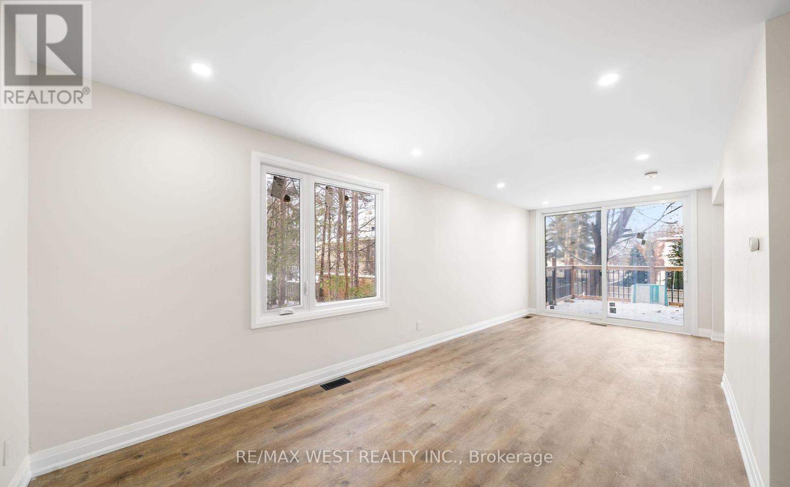 Main - 36 Wilson Court, Barrie (Allandale Heights), Ontario  L4N 5K8 - Photo 6 - S12887072