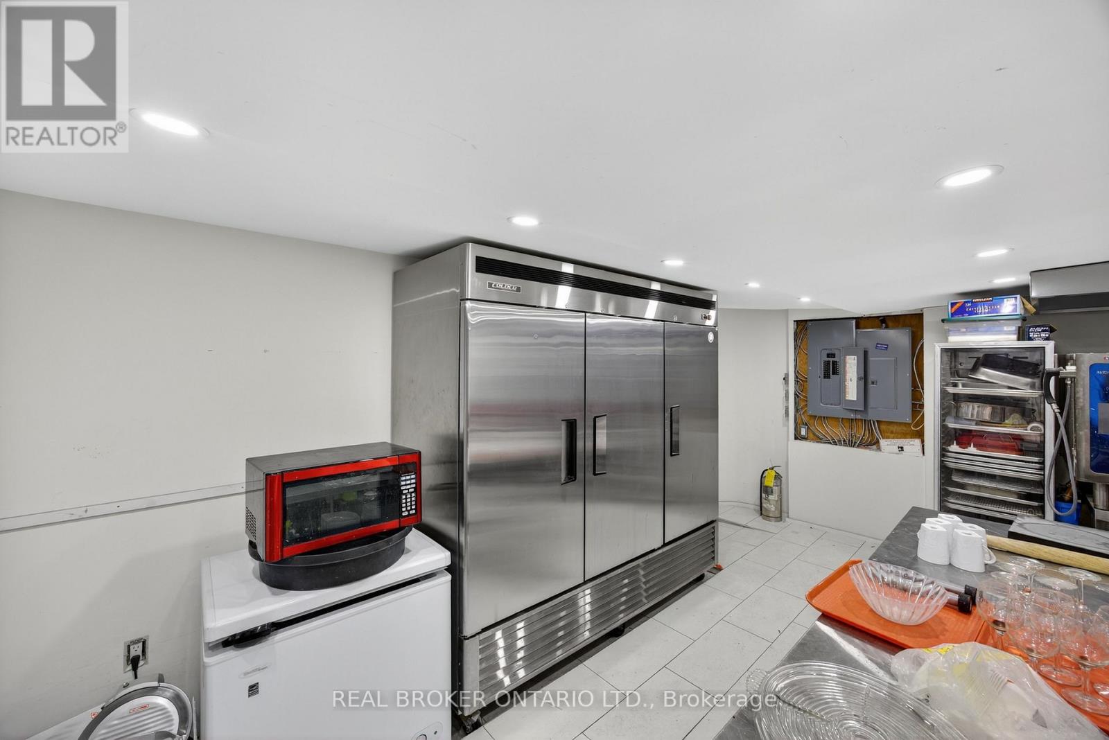 16 West Street S, Orillia, Ontario  L3V 5G3 - Photo 17 - S12887154