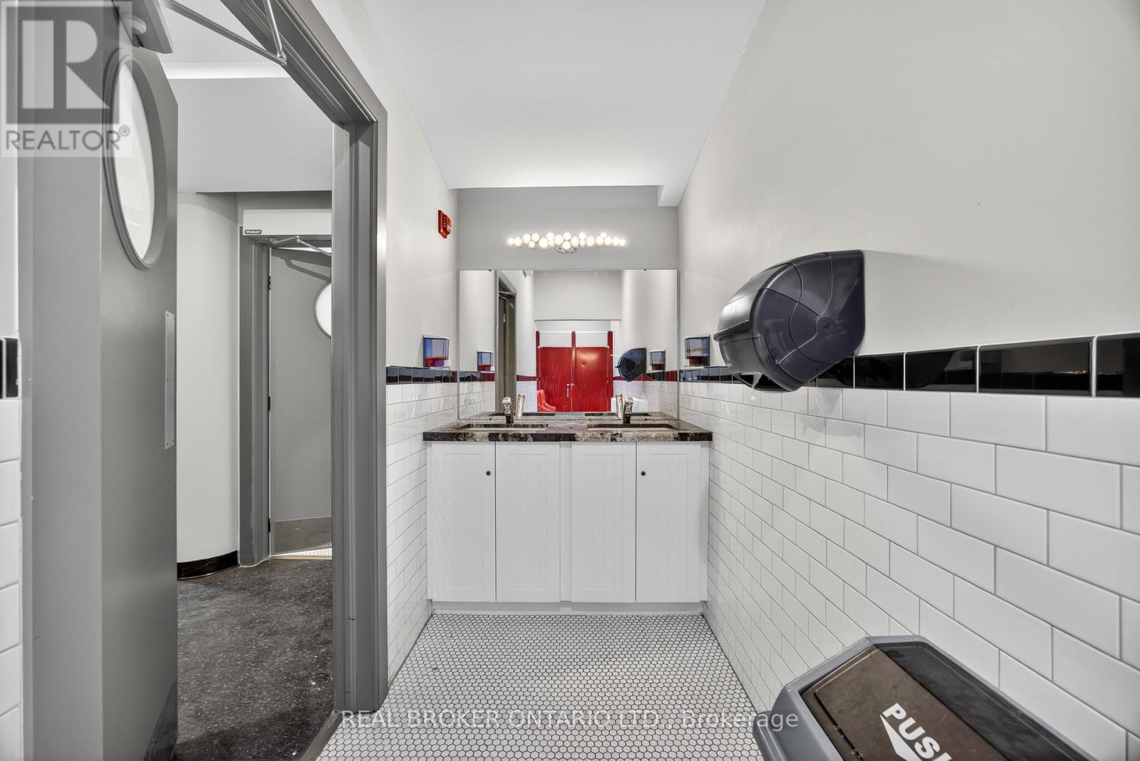 16 West Street S, Orillia, Ontario  L3V 5G3 - Photo 21 - S12887154